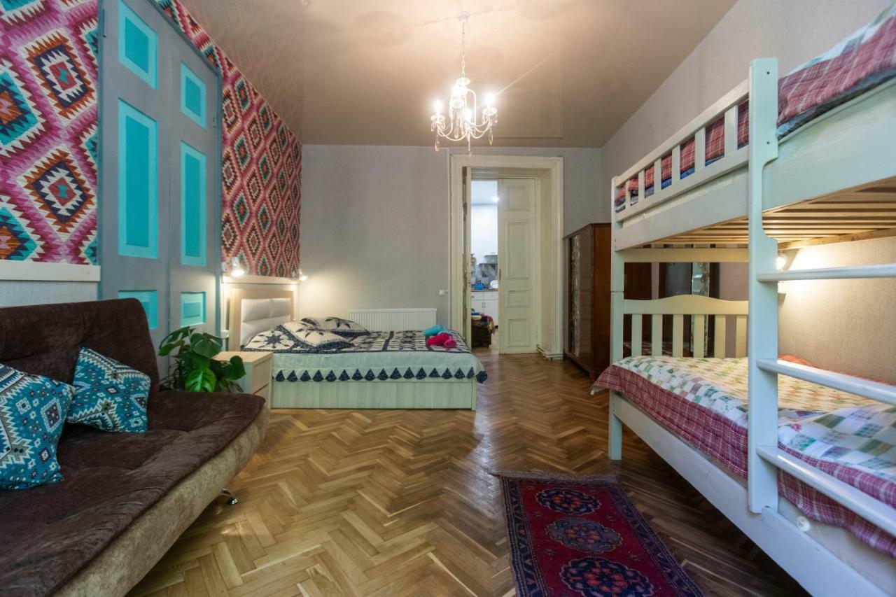 Private Apartment In The Center Of Old 트빌리시 외부 사진