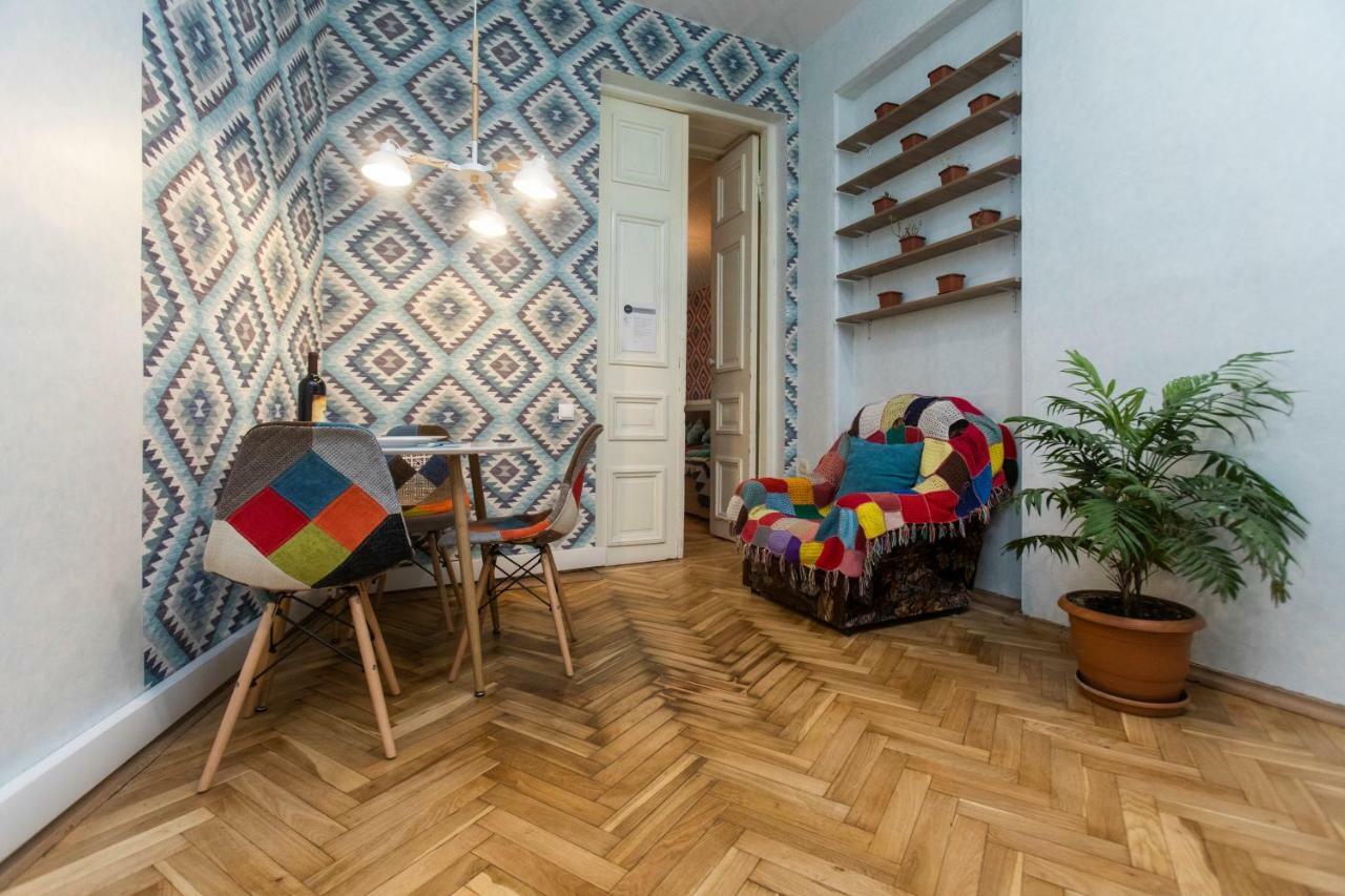 Private Apartment In The Center Of Old 트빌리시 외부 사진