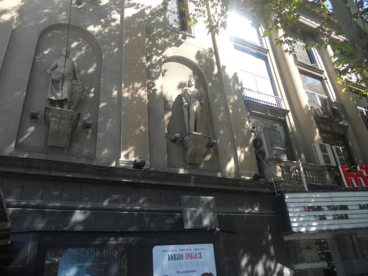 Private Apartment In The Center Of Old 트빌리시 외부 사진